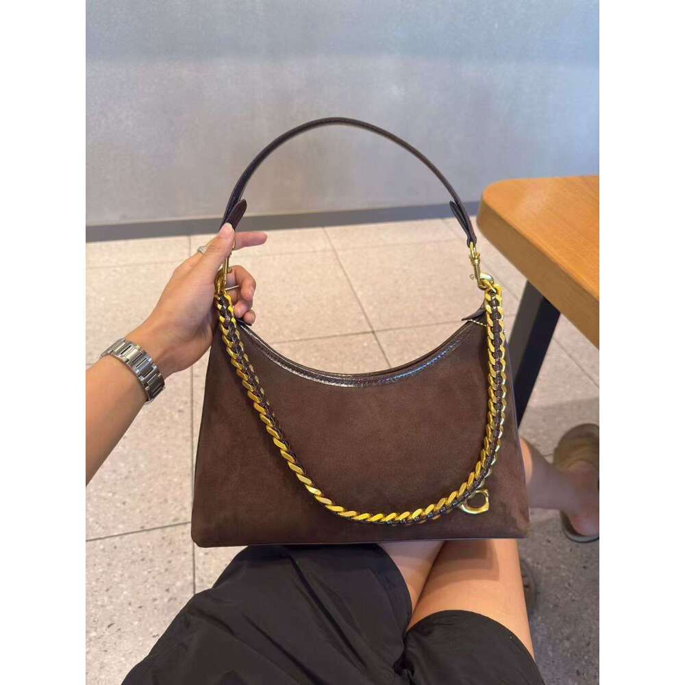 Vintage Large Capacity Chain Underarm Tote for Women 2025 Autumn Winter New High-end Versatile Shoulder Crossbody Bag