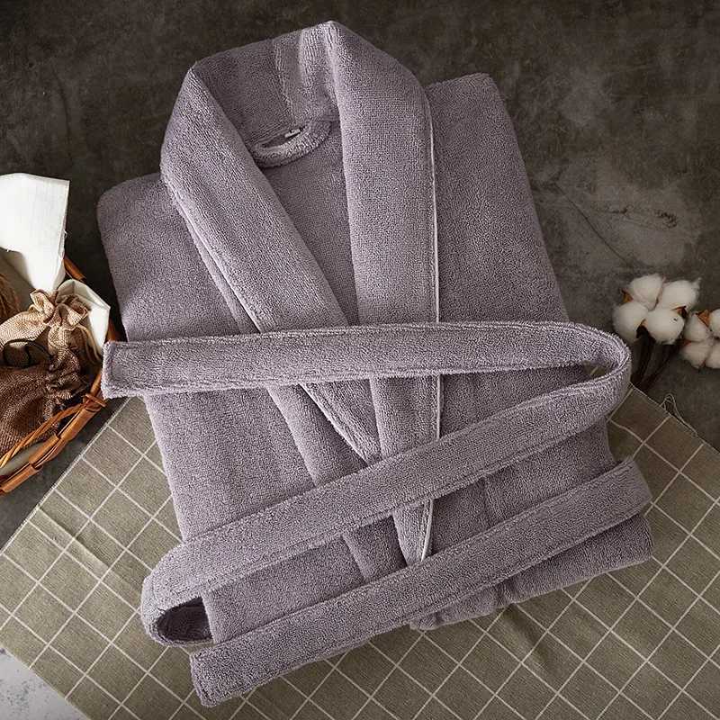 Winter Solid Color Thick Bathrobe Men 100 Cotton Long Towel Fleece Lovers Bathrobe Soft Hotel Robe Ladies Casual Homewear C251202