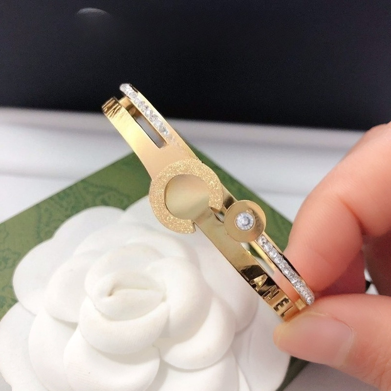 Women Luxury Bangles designer Crystal Bracelets Diamond Bangle Designers Stainless Steel Fashion Jewelry Accessories