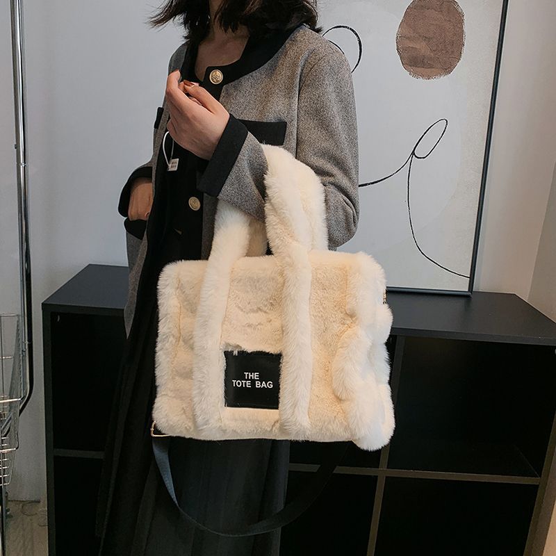 Winter Faux Fur Plush Tote Women's Letter Designer Large Capacity Handbag Tote Shoulder Bag Female Satchel Bags Bolsas wholesale