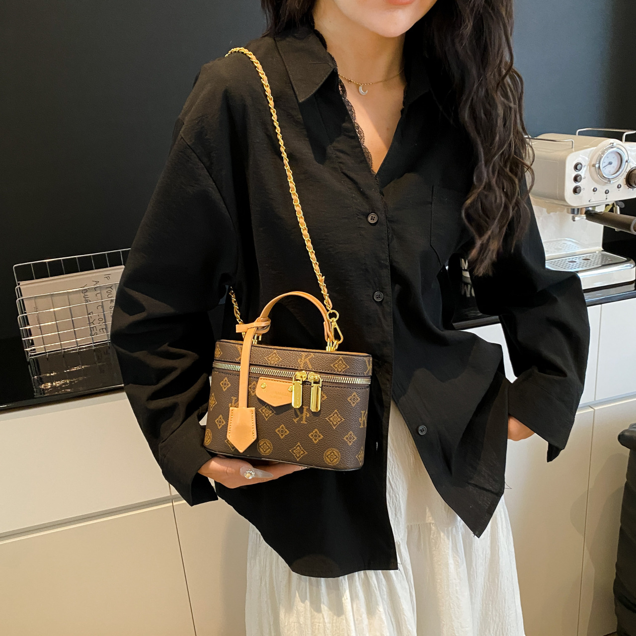 2025 New High-end Presbyopia Box Bag Women's Shoulder Bucket Bag Fashionable and Versatile Crossbody Bag