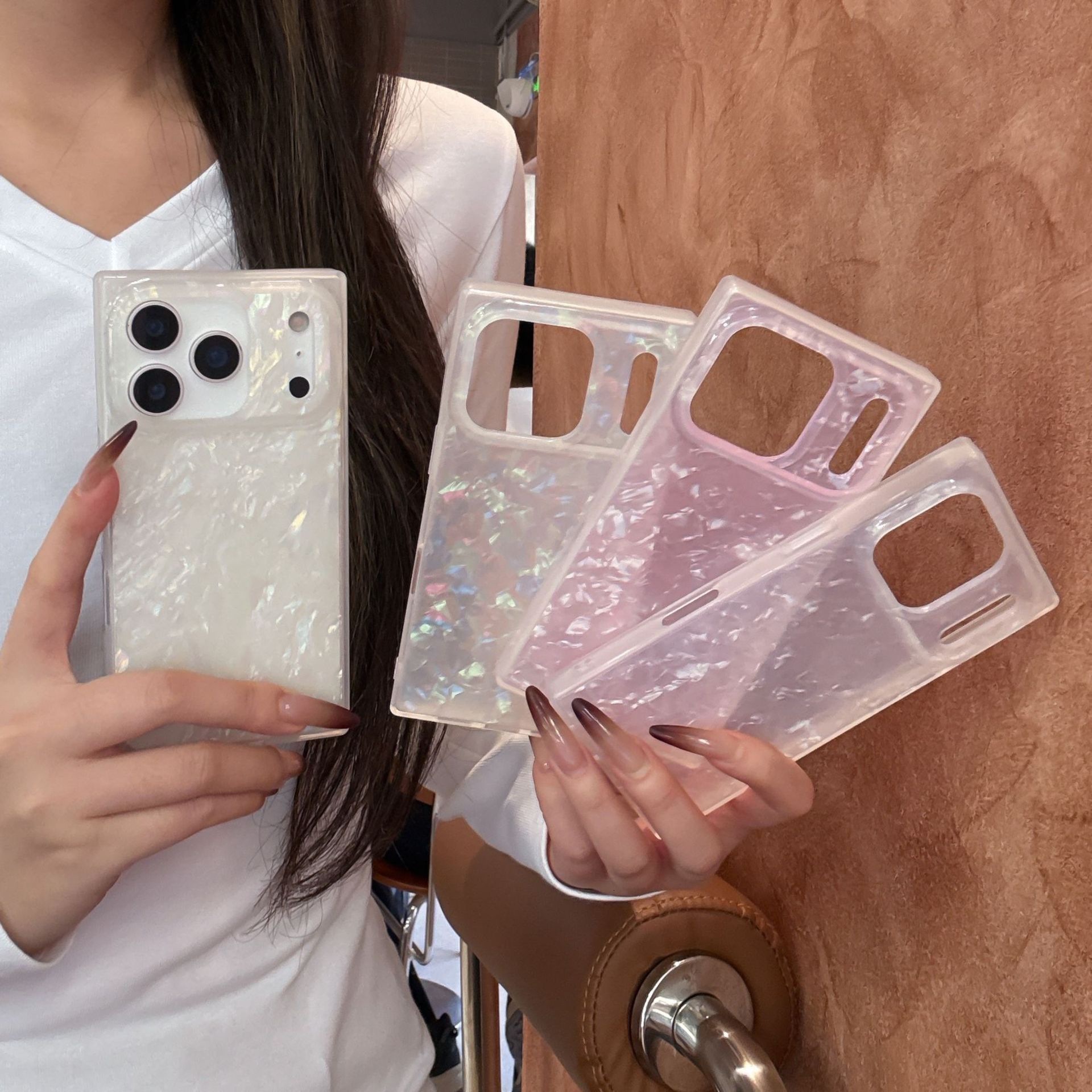 Square Shell Pattern Phone Case iPhone 17 Pro Max Compatible With Apple 16/15 Pro Simple Full Protection Anti-drop Case