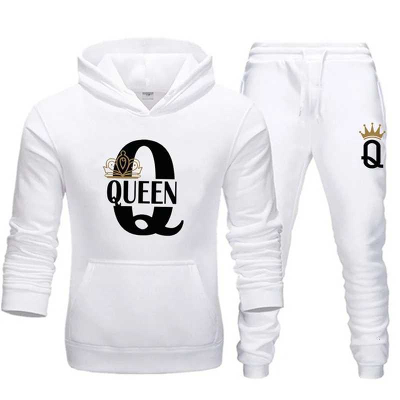 2024 New Autumn and Winter Mens and Womens Sweater Set KING QUEEN Loose Relaxed Hooded Print Couple Set W251202