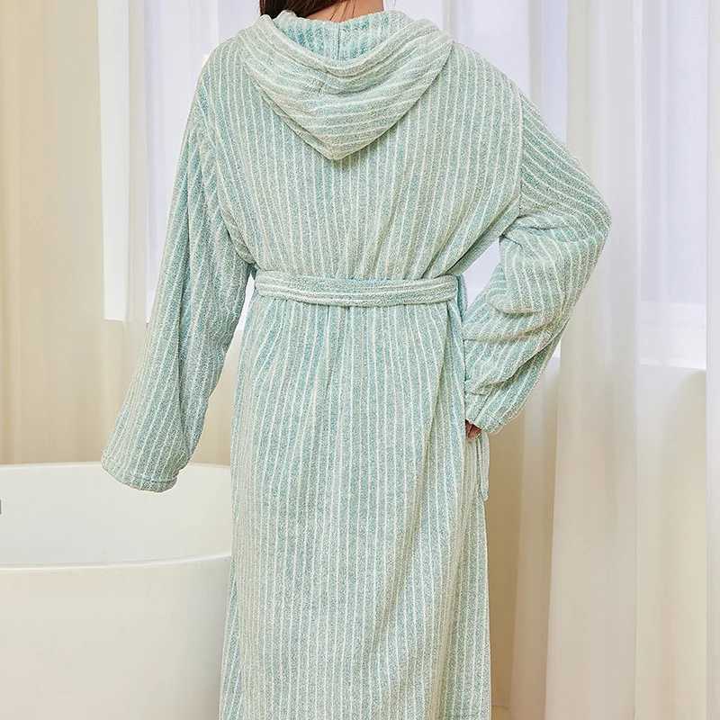 Unisex Autumn Stripe Bathrobe Hooded Coral Fleece Pink Grey Thicken Bath Robe Night Cozy Sleepwear Women Home Bathroom Clothes C251202