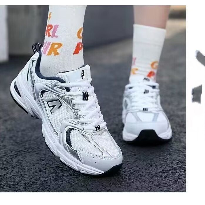 2025 Export Classic Casual Shoes (Men's and Women's) Fly-Weave Mesh Breathable Multi-PurposeTravel Shoes Lightweight and Comfortable Running Shoes