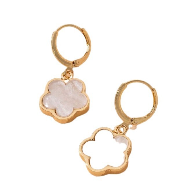 European And American Cross-Border Source New designer Lucky Clover Sweet Exquisite Fashion Simple Five-Leaf Flower free shipping Drop luxury Earrings