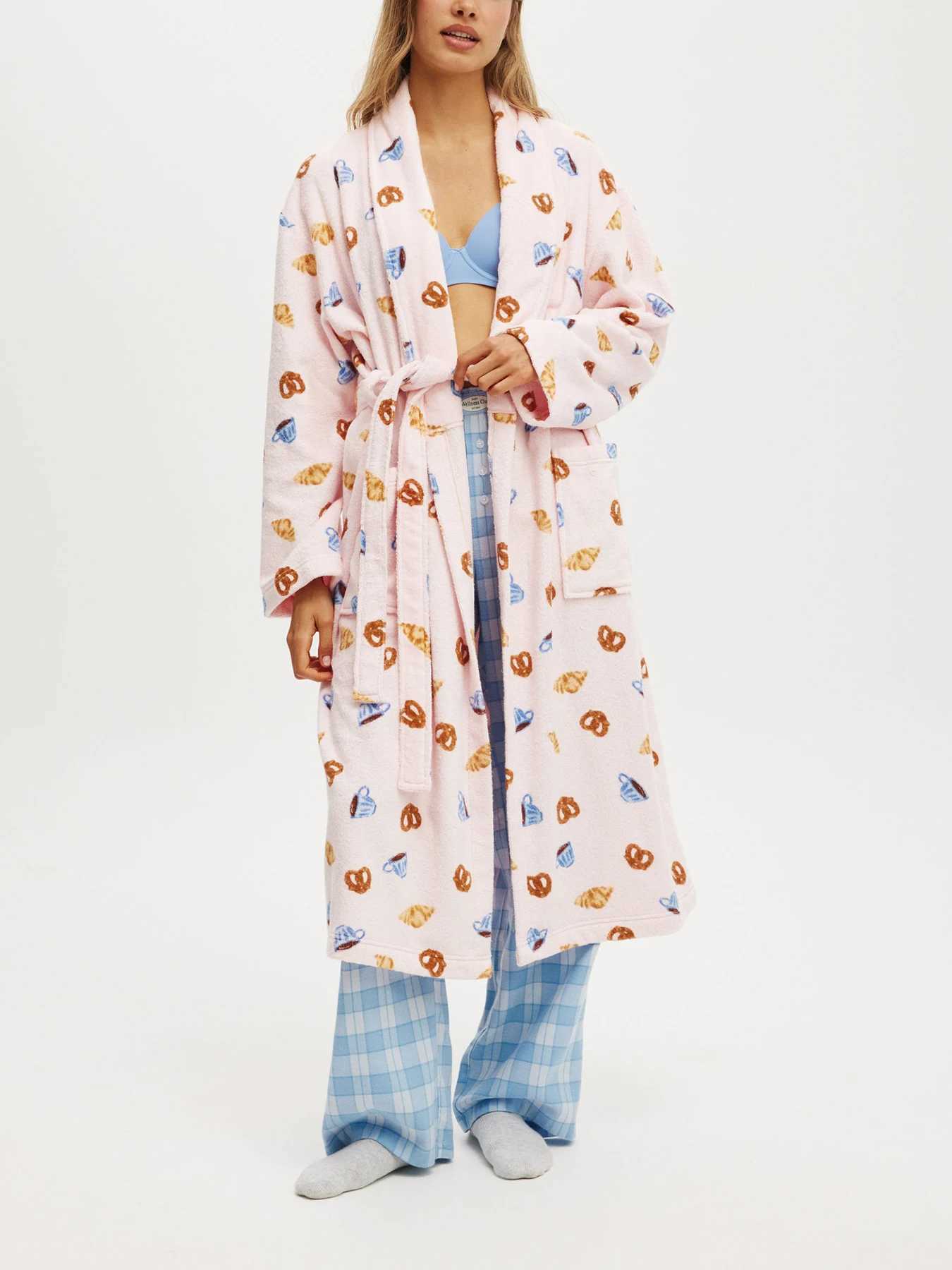 New Womens Lapel Bathrobe Autumn And Winter Models Facecloth Warm And Comfortable Long-Sleeved Robe Homewear Hot Sale S M L C251202