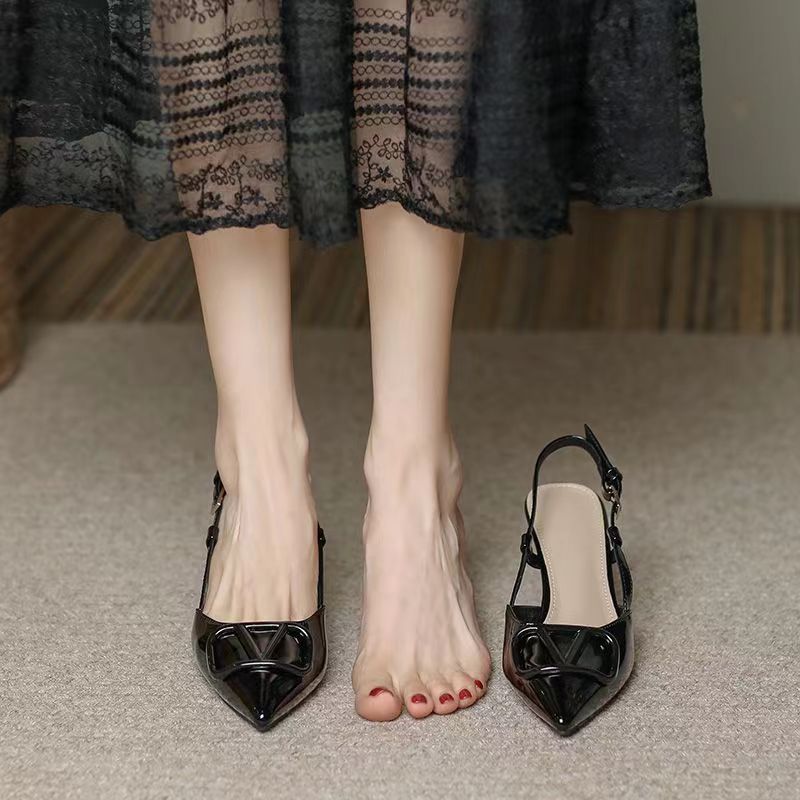 Free shipping Designer Dress Shoes 2025 New Fashion Versatile High Heels Women's Shallow Mouth Fashion Shoes Versatile Thin Heels apricot