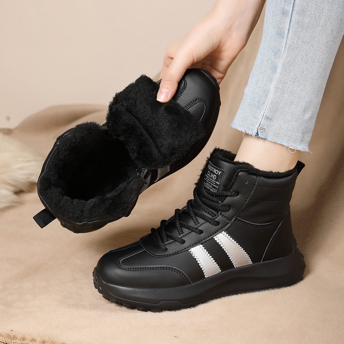 Designer Shoes Winter New Women's Snow Boots Wool Lining Thickened Outdoor Warm Boots High Top Anti Slip Fashion Shoes