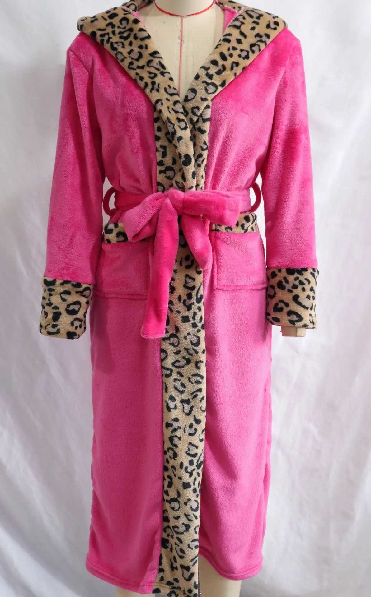 Warm Flannel Bathrobe Gown Women Sexy Leopard Print Robe with Belt Thicken Autumn Winter New Kimono Hooded Nightgown Loungewear C251202