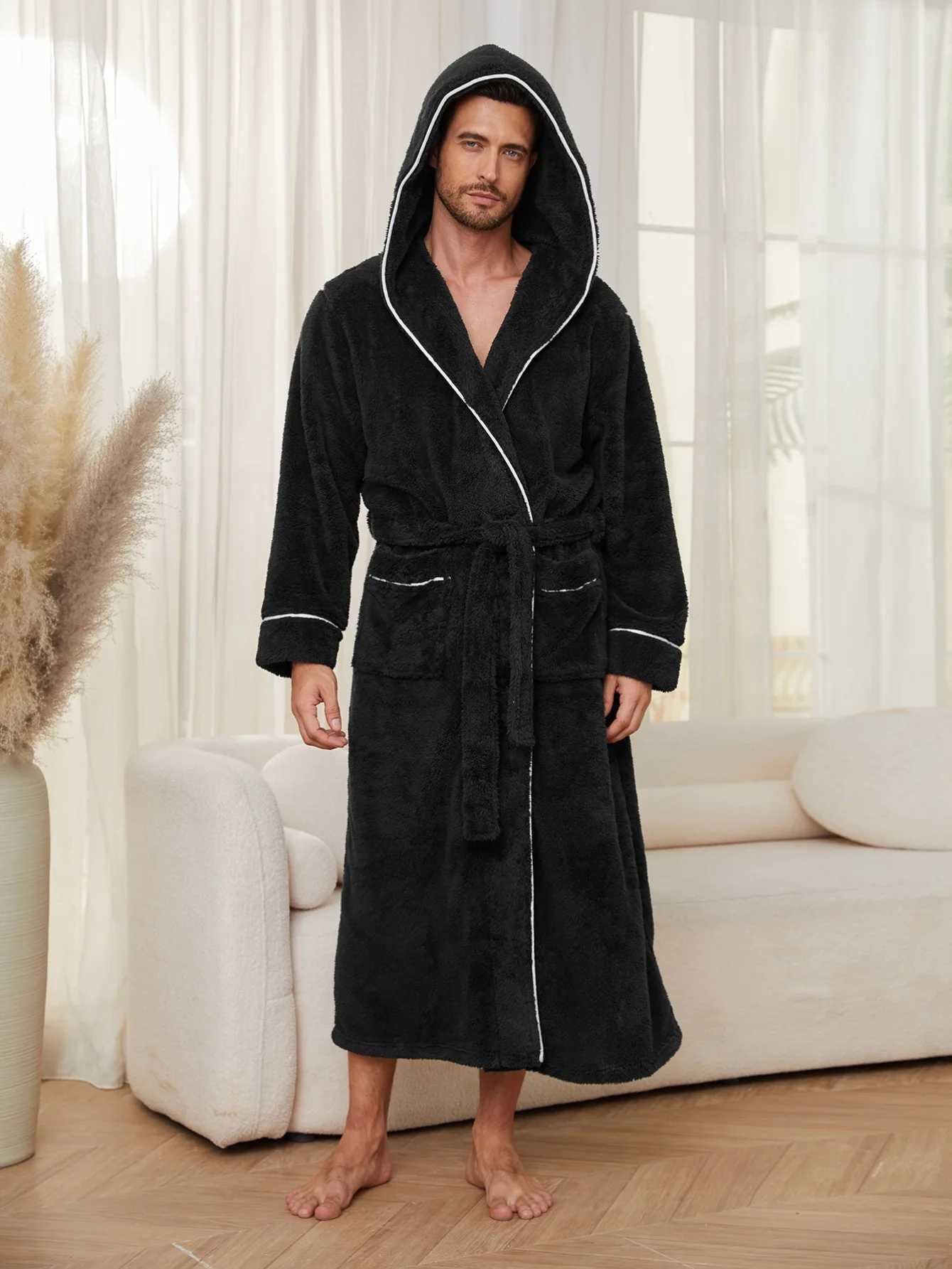 Autumn and Winter Comfortable Cotton Flannel Luxury Open Weave Couples Sleepwear Mens Warm Bathrobe Sleepwear Nightwear C251202