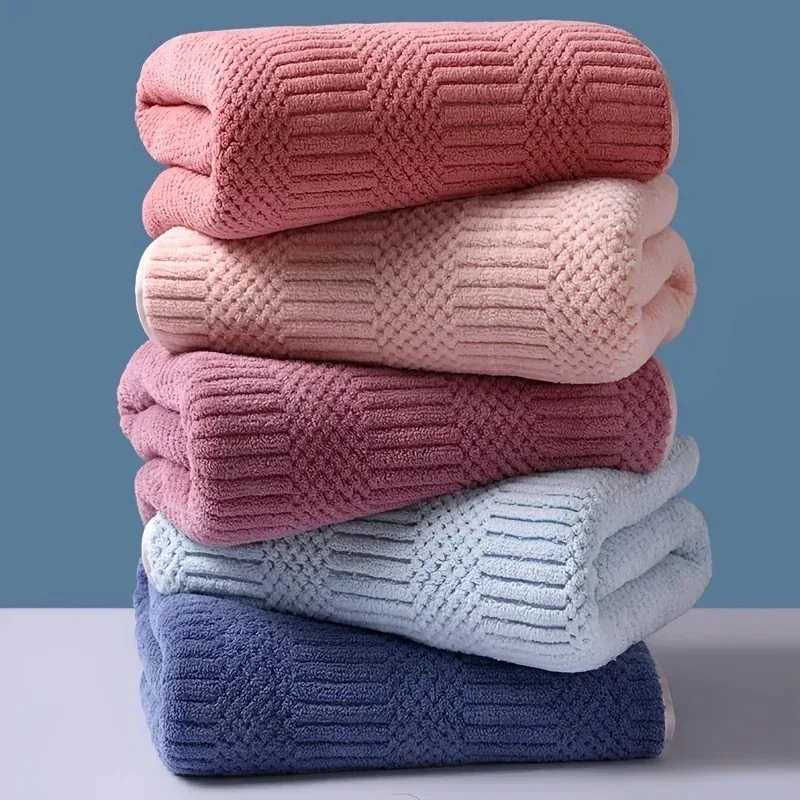 1pc Striped Coral Velvet Hand bath Towel Soft Quick Drying Towel Absorbent Hand Towel For Bathroom Y251202