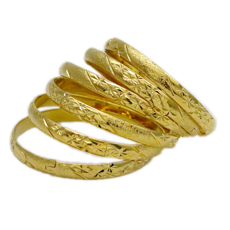 Xiyin Unisex 8mm Vietnam Gold Plated Buckle Open Car Flower Bracelet Vacuum Electroplating Color Retention 231221