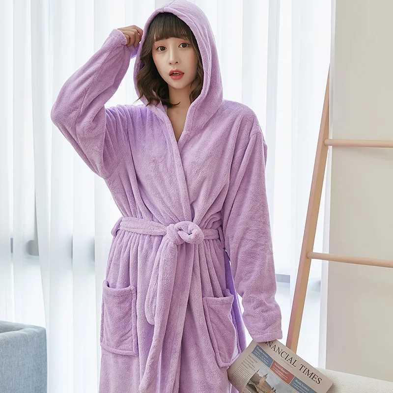 Coral Velvet Bathrobes for Women Long with Hood Autumn Winter Solid Plush Microfiber Bath Robe Sleepwear Home Bathroom Clothes C251202