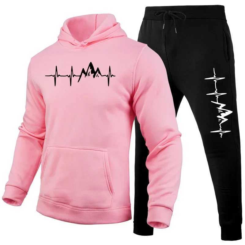 Fashion Hot Sale Mens Tracksuit Outdoors Men Daily Comfortable Hooded Sportswear and Sweatpants Man Sports Suits Jogging Simple W251202