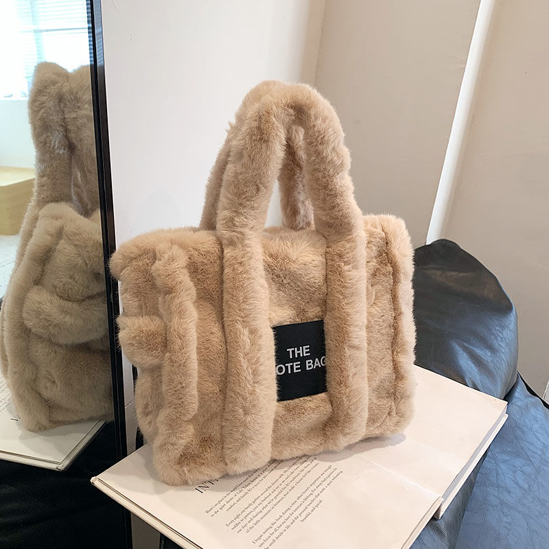 Winter Faux Fur Plush Tote Women's Letter Designer Large Capacity Handbag Tote Shoulder Bag Female Satchel Bags Bolsas wholesale