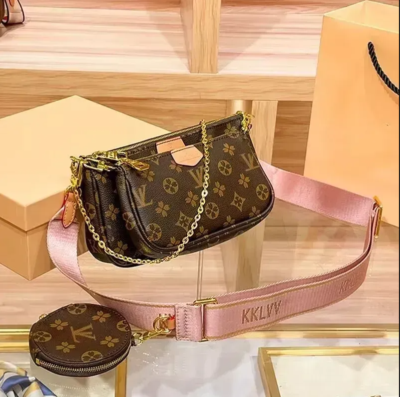 DHgate MULTI POCHETTE ACCESSORIES Clutch Shoulder Bag M44840 Luxury Totes handbags Designer bags Womens mens chain purse Leather embossed Cross Body satchel