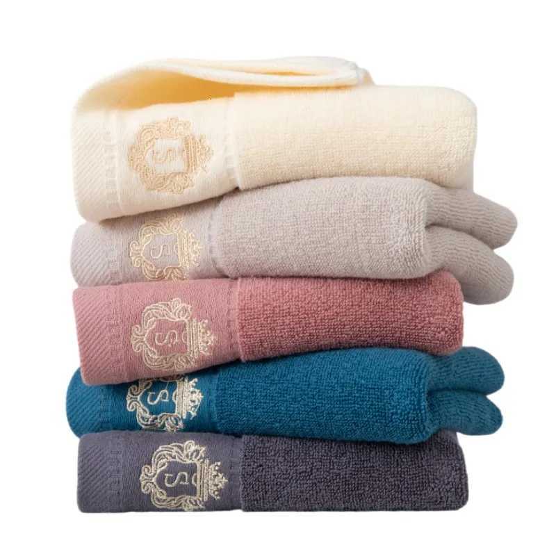 Towel 2pcs Christmas Towels Premium Black Hand Towels Cotton Soft Highly Absorbent Hotel Spa Quty Hand Bath Towels Home Supplies Y251202