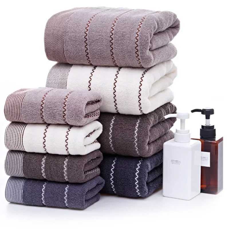 Towel Large Bath Towels 100 Cotton 140 x 70cm Extra Beach Towels Lighter Weight Absorbent Quick Dry Perfect Bathroom Towels Y251202