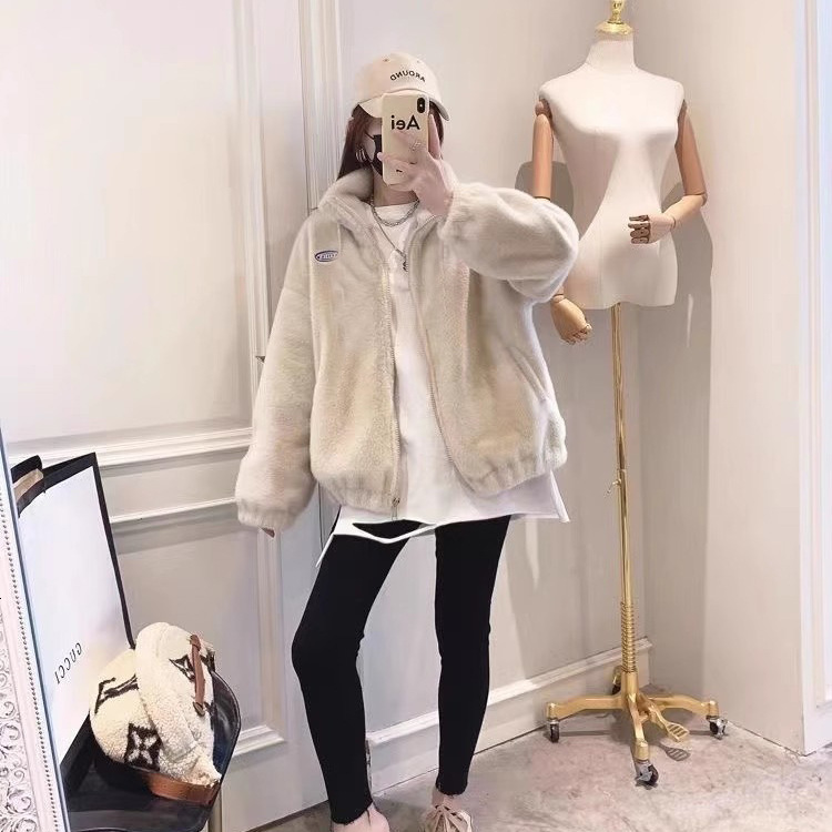 New Long Sleeve Loose Furry Coat for Women Thickened and Warm for Autumn and Winter Korean Style Quilted Furry Top for Women 230130