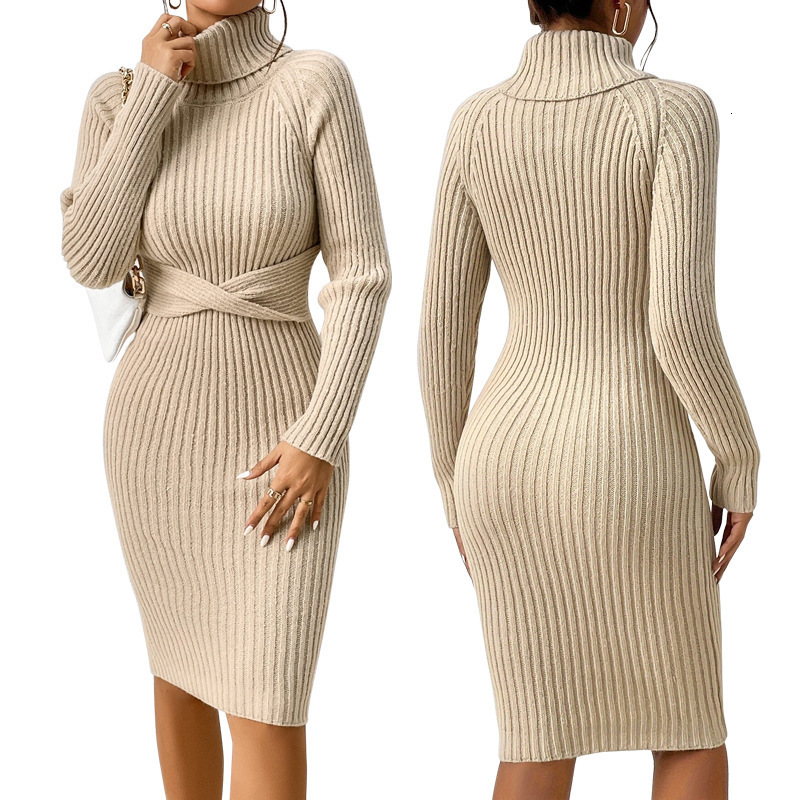 The autumn and winter style is a high-necked slim-fitting knit dress 250214