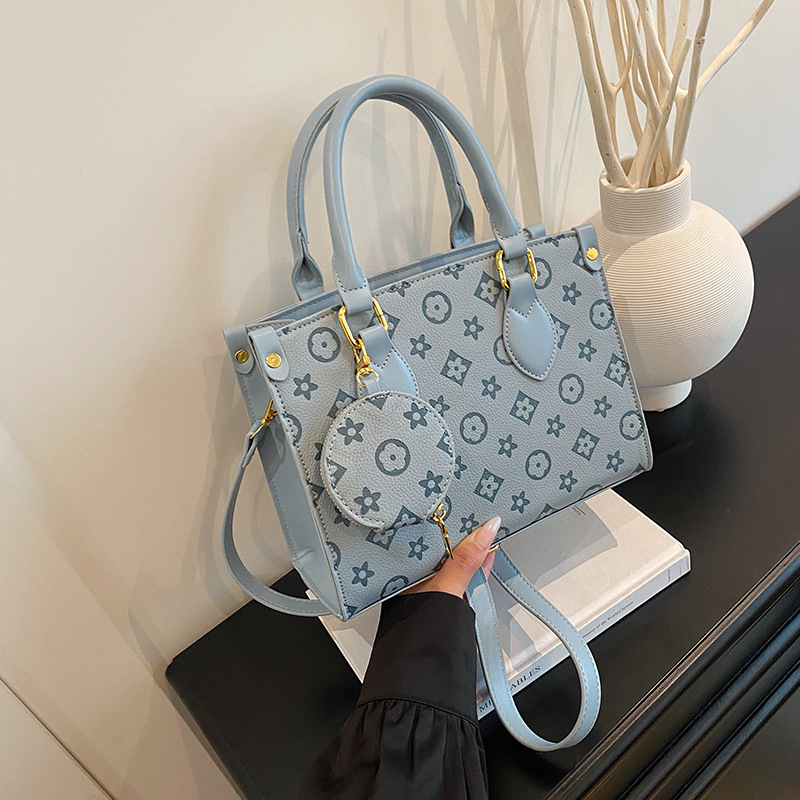 Multicolor Crossbody Bag - Chic Single Shoulder Handbag, Fashionable Color Contrast, Lightweight for Daily Use