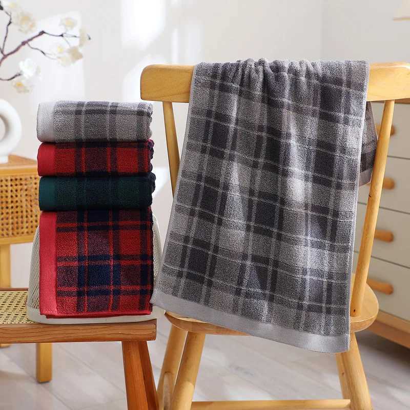 Japanese Style Cotton Plaid Towel British Style Bathroom Face Towel Super Absorption Homestay Hotel Towel Y251202