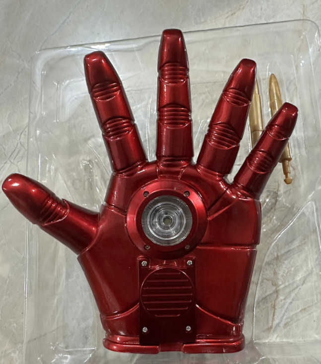 Disney Hot Iron Man Helmet Cosplay 11 Light Led Wearable Mask Gloves Glowing Eyes Adult Child PVC Action Figure Toys Birthday Gifts H251202