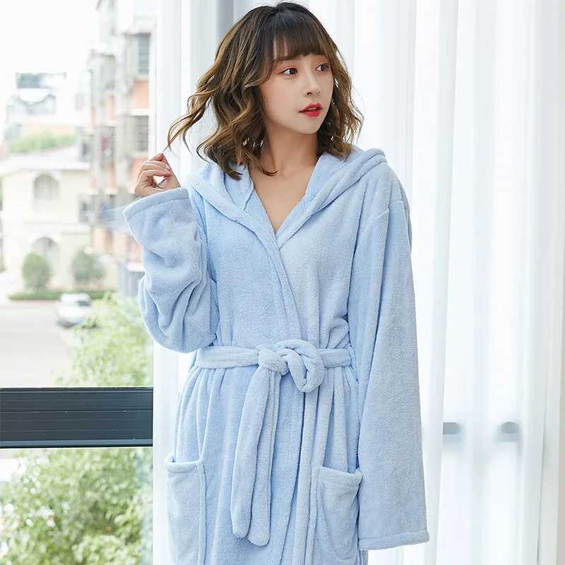 Coral Velvet Bathrobes for Women Long with Hood Autumn Winter Solid Plush Microfiber Bath Robe Sleepwear Home Bathroom Clothes C251202