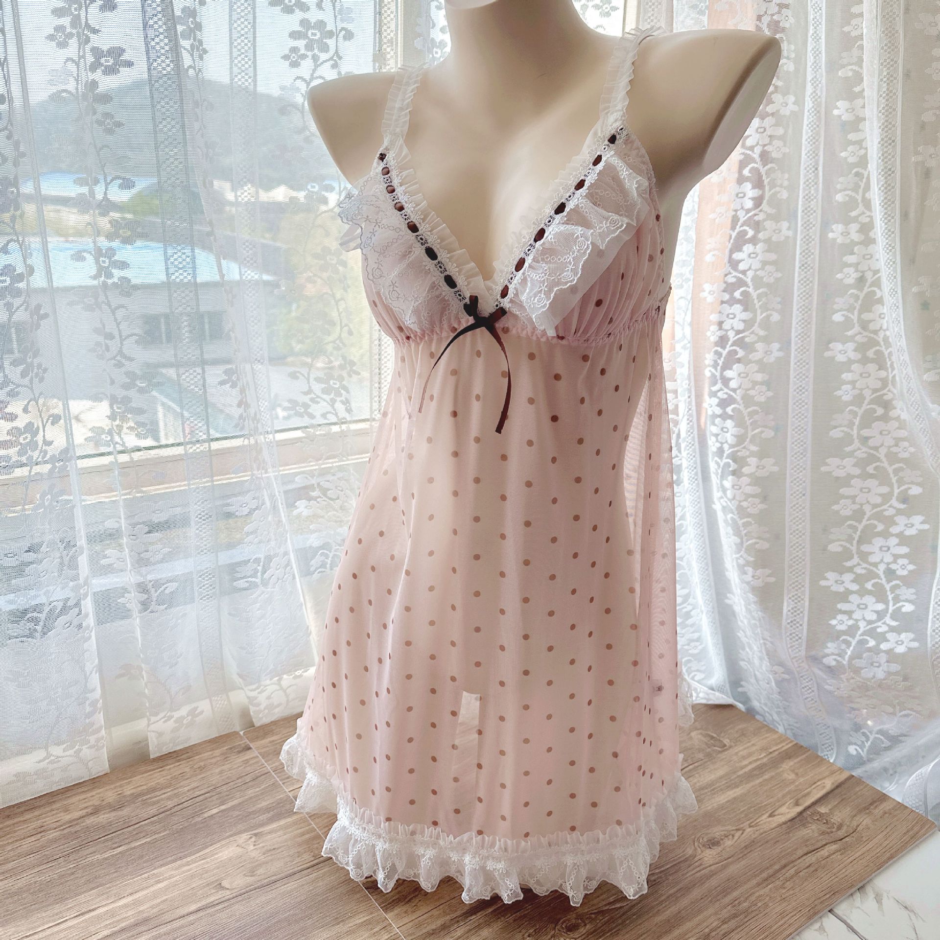 B1209-Trendsetting Kids Pyjama Outfit Including Soft Sole Slippers