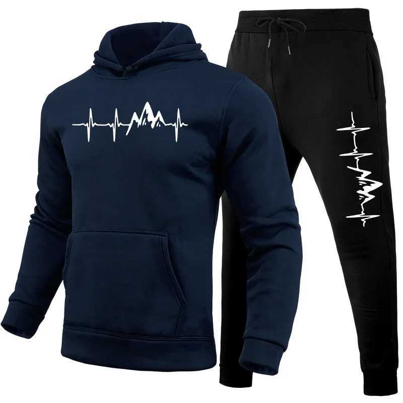 Fashion Hot Sale Mens Tracksuit Outdoors Men Daily Comfortable Hooded Sportswear and Sweatpants Man Sports Suits Jogging Simple W251202
