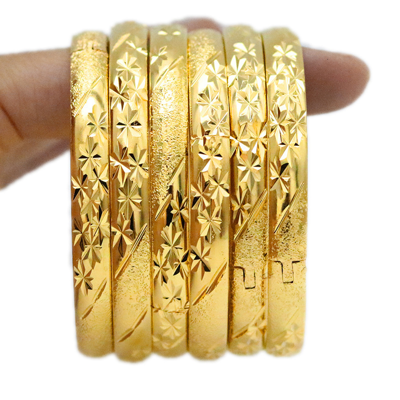 Xiyin Unisex 8mm Vietnam Gold Plated Buckle Open Car Flower Bracelet Vacuum Electroplating Color Retention 231221
