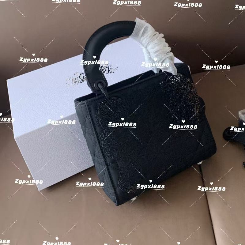 Luxury Designer Bag Chain Bag Women's Shoulder Bag Messenger Bag Wedding Bag Leather Matte Matte Fashion Bag 386089