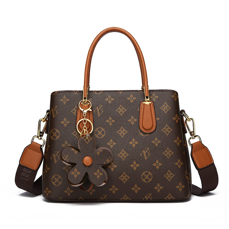 2025 new versatile trend retro temperament handbag can be shoulder bag high-end texture four-season women's bag