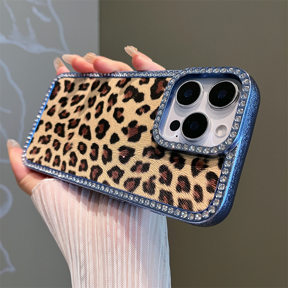 Diamond-Encrusted Leopard Print Phone Case iPhone 16 Pro Max Compatible with Apple 15/14 Pro Protective Shockproof Cover