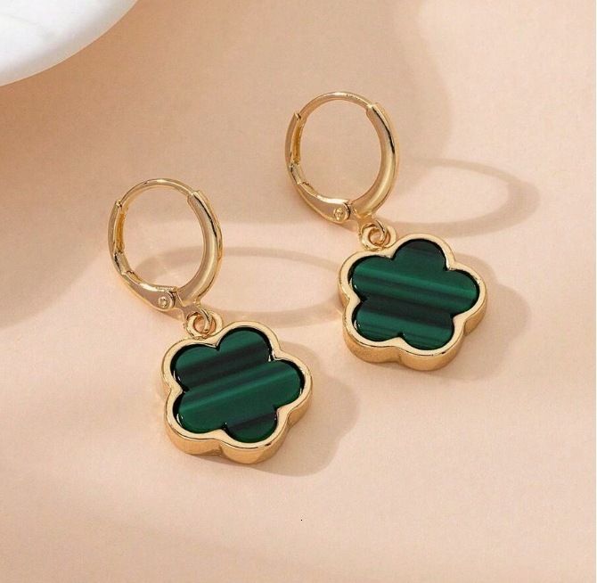 European And American Cross-Border Source New designer Lucky Clover Sweet Exquisite Fashion Simple Five-Leaf Flower free shipping Drop luxury Earrings