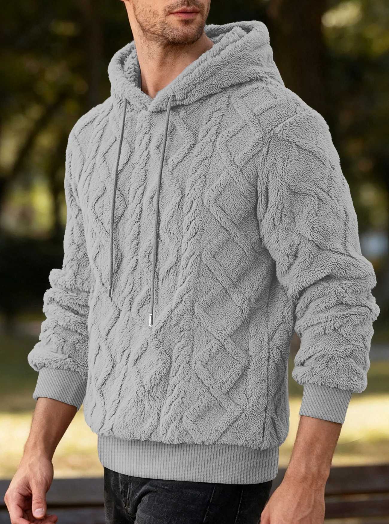 2025 High-Quality American Style Autumn-Winter Casual Mens High Street Hooded Sport Pullover Jacket European size J251203