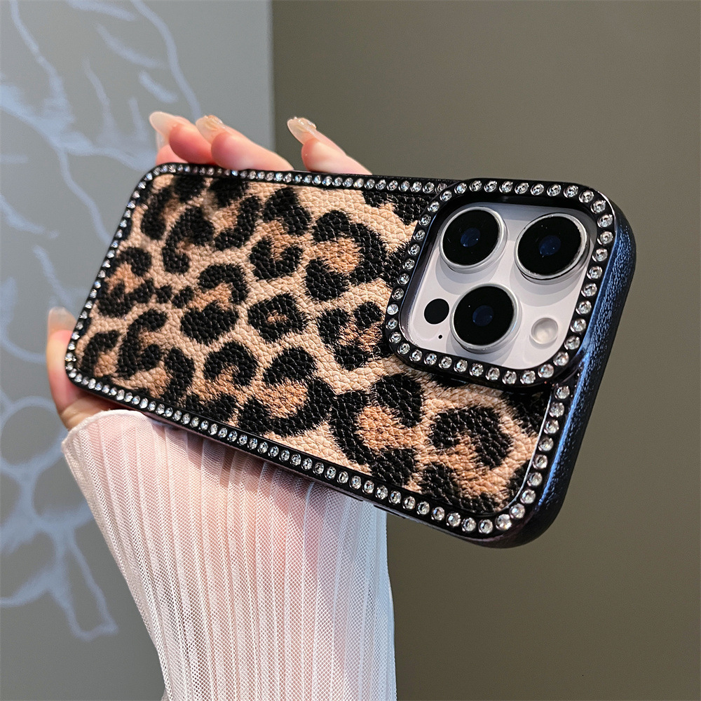 Diamond-Encrusted Leopard Print Phone Case iPhone 16 Pro Max Compatible with Apple 15/14 Pro Protective Shockproof Cover