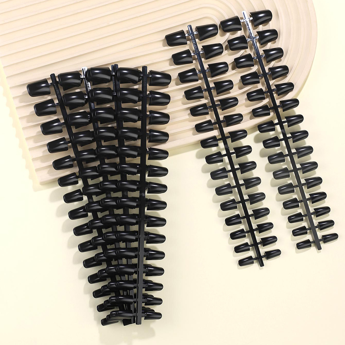 300 strips of medium-length thickened duck nails, solid color press-on nails, suitable for girls and ladies as gifts and daily wear nails