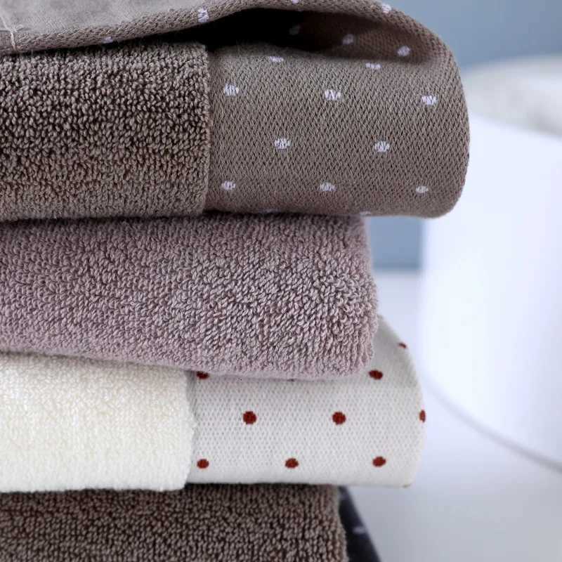 Grey Cotton Dots Large Bath Towel 70x140cm for Adults Beach Towel Absorbent Yoga Shower Towel Bathroom Wholesale Christmas Gift Y251202