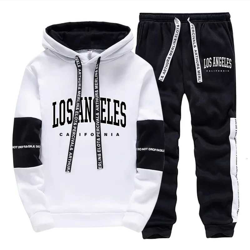 Fashion Mens Tracksuit Printing Sweatshirts Pants Quality Casual Single Piece Hoodie Pants Outdoors Sports Jogging Mens Clothing W251202