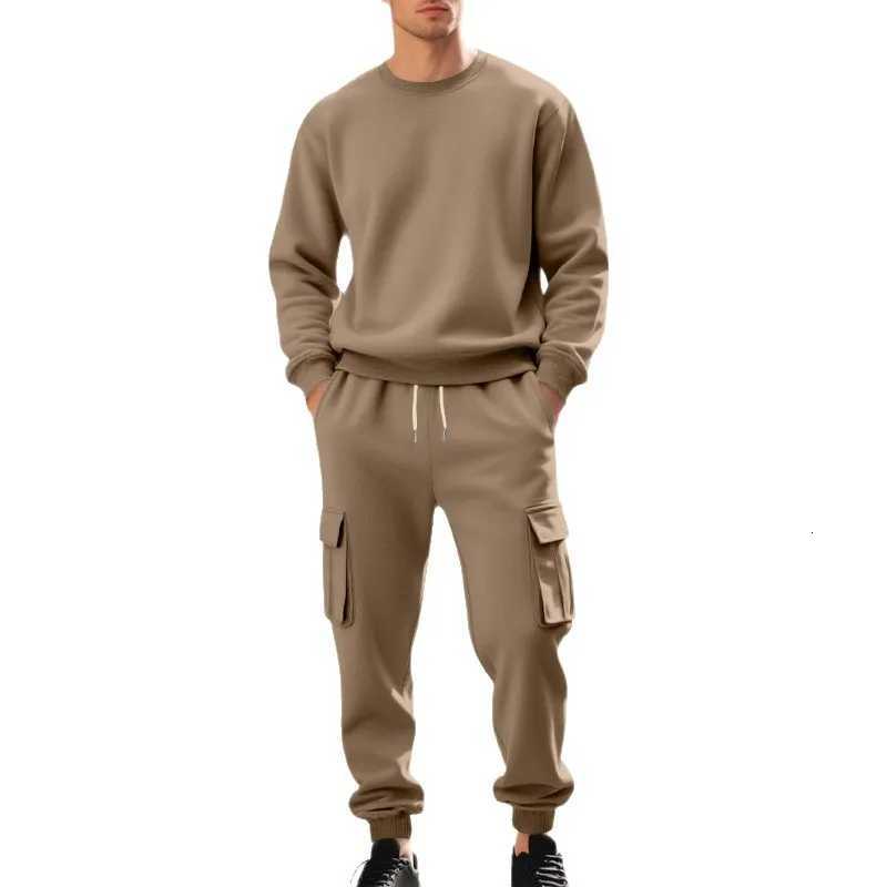 Mens Fleece Round-Neck Sweatshirt Set Loose Casual Long-Sleeved Two-Piece Set Autumn Winter Comfortable Sweatshirt Cargo Pants W251202