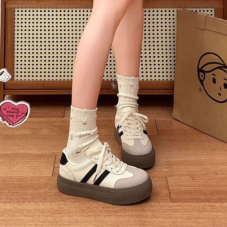 Versatile German Training for Women 2025 New Thick-Soled White Retro Agan Shoes Casual Sports Sneakers designer fashion shoes