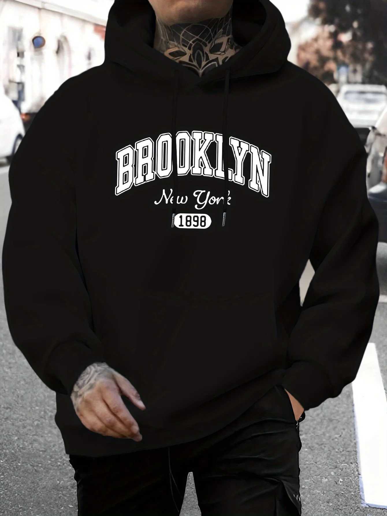 Mens autumn and winter casual fashion loose Brooklyn 1898 pattern printed long sleeved thick warm hooded pullover J251203