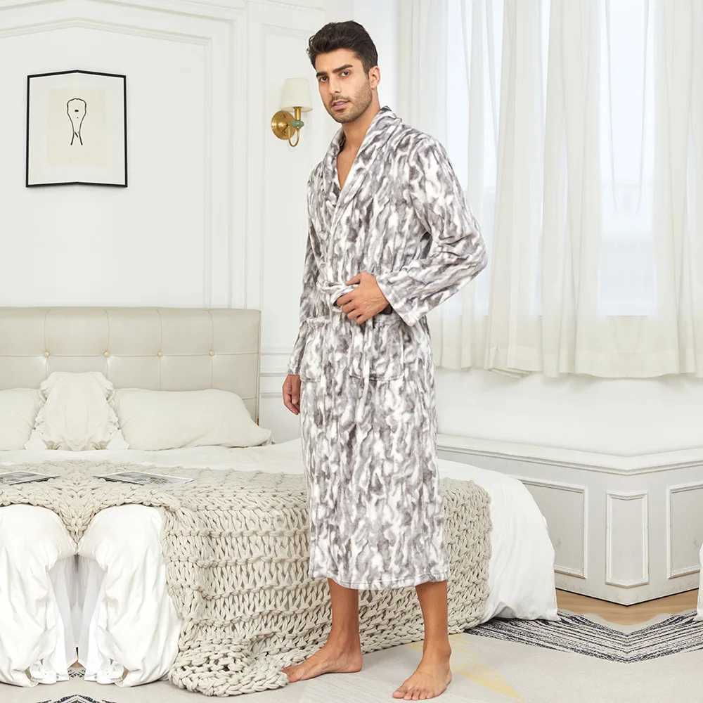 Printed Bathrobe Kimono Gown Long Flannel Home Wear Mens Flip Collar Robe Winter Coral Fleece Nightgown Sexy Lingerie Sleepwear C251202