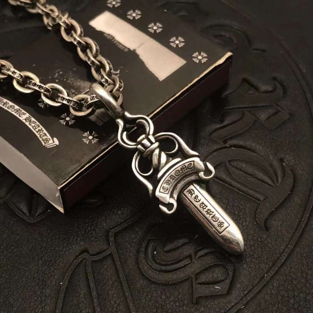 Chaoxuan Crow Heart Necklace for Men Women, Medium Double-Sided Sword Necklace, Ancient Family Pendant, European and American Retro Sweater Chain