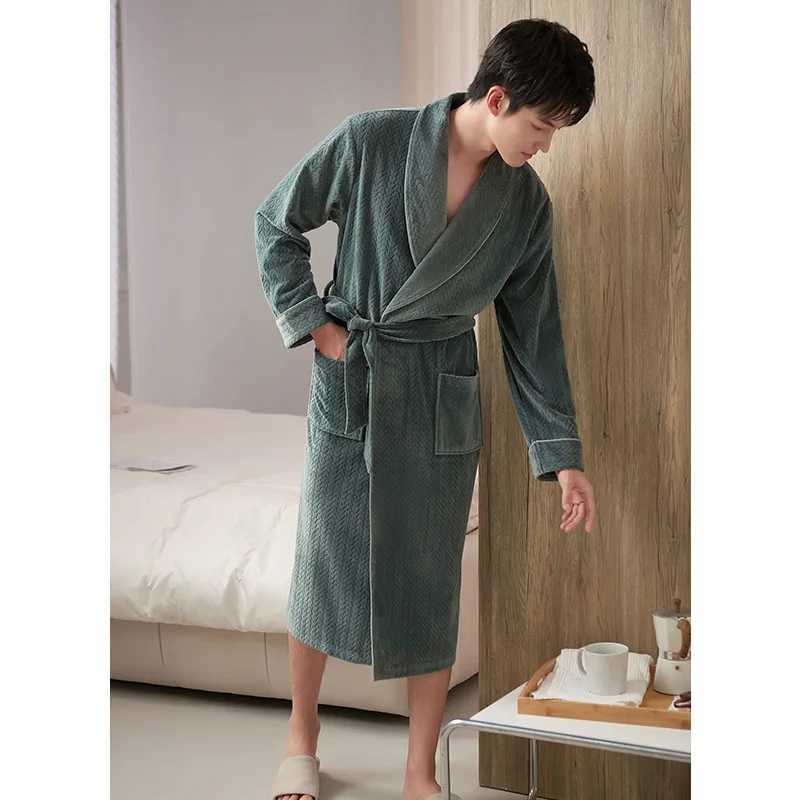Men Sleepwear Long Robes Winter Island Velvet Thick Terry Robe Male Long Sleeve Kimono Warm Bathrobe Home Wear Peignoir Men Robe C251202