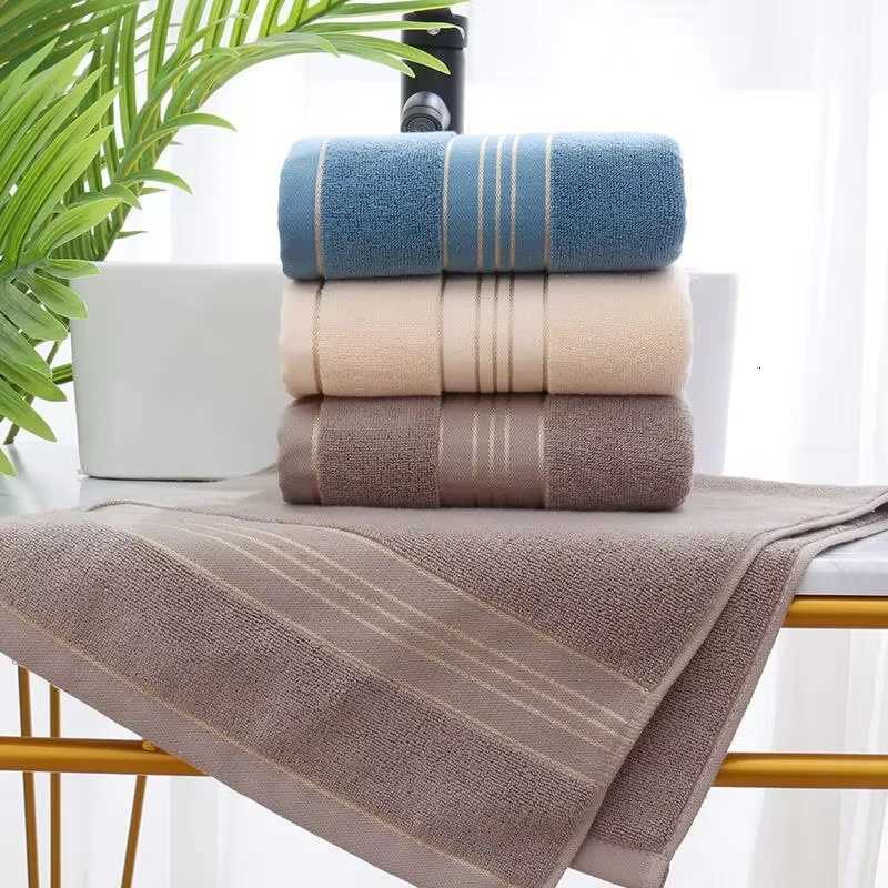 Skin-Friendly Solid Color Towel - High Absorbency for Adults Kids Soft Reusable Daily Towel for Bathroom Home Travel Y251202