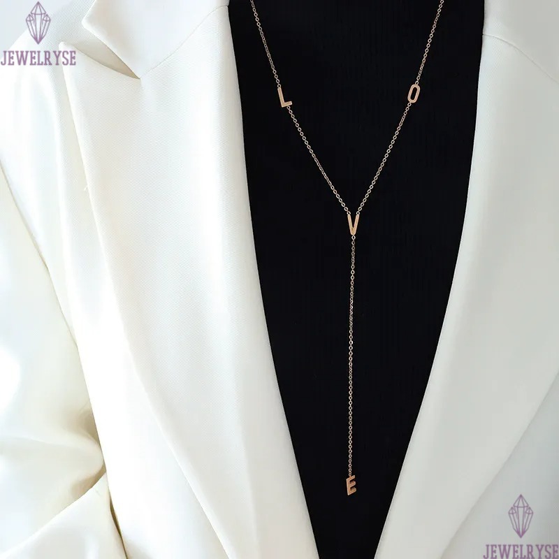 new autumn and winter sweater chain designer necklace for woman stainless steel love pendant long silver rose gold necklaces daily outfit jewelry birt