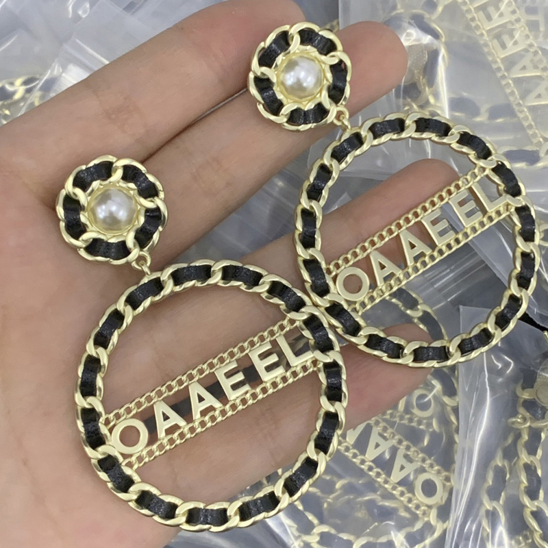 Crystal Pearl Ear Stud Designer Copper Earring Men Women Geometry Earring Wedding Party Jewelry High Quality Christmas Gifts Hot Topic Styles Letter Earrings